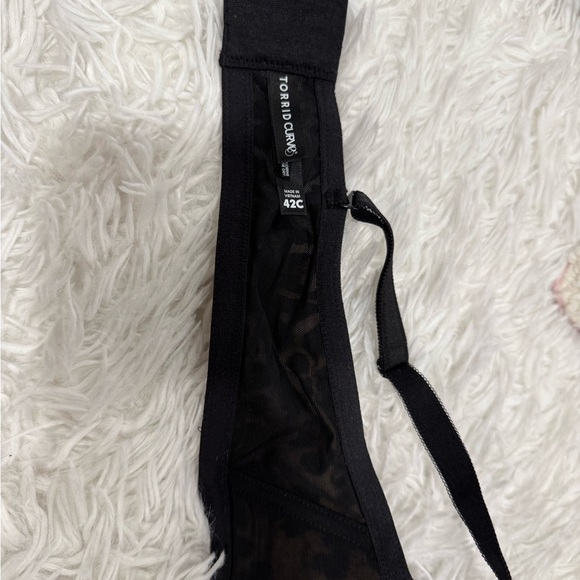 TORRID CURVE Leopard Microfiber & Black Lace Push-Up Size 42C - Picture 10 of 12
